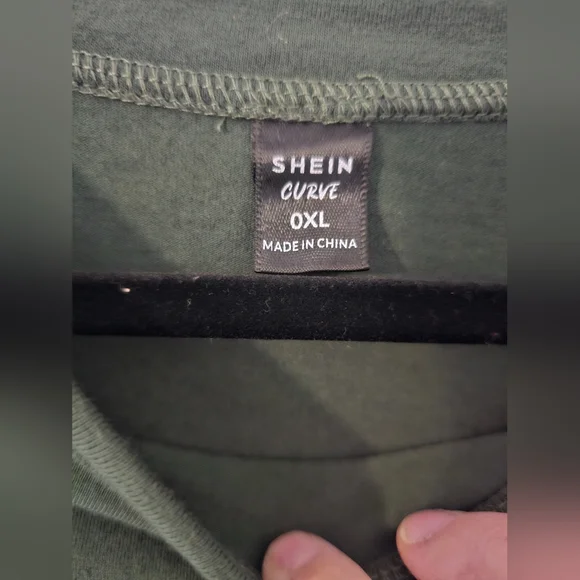 Shein Graphic Tee - Picture 2 of 4